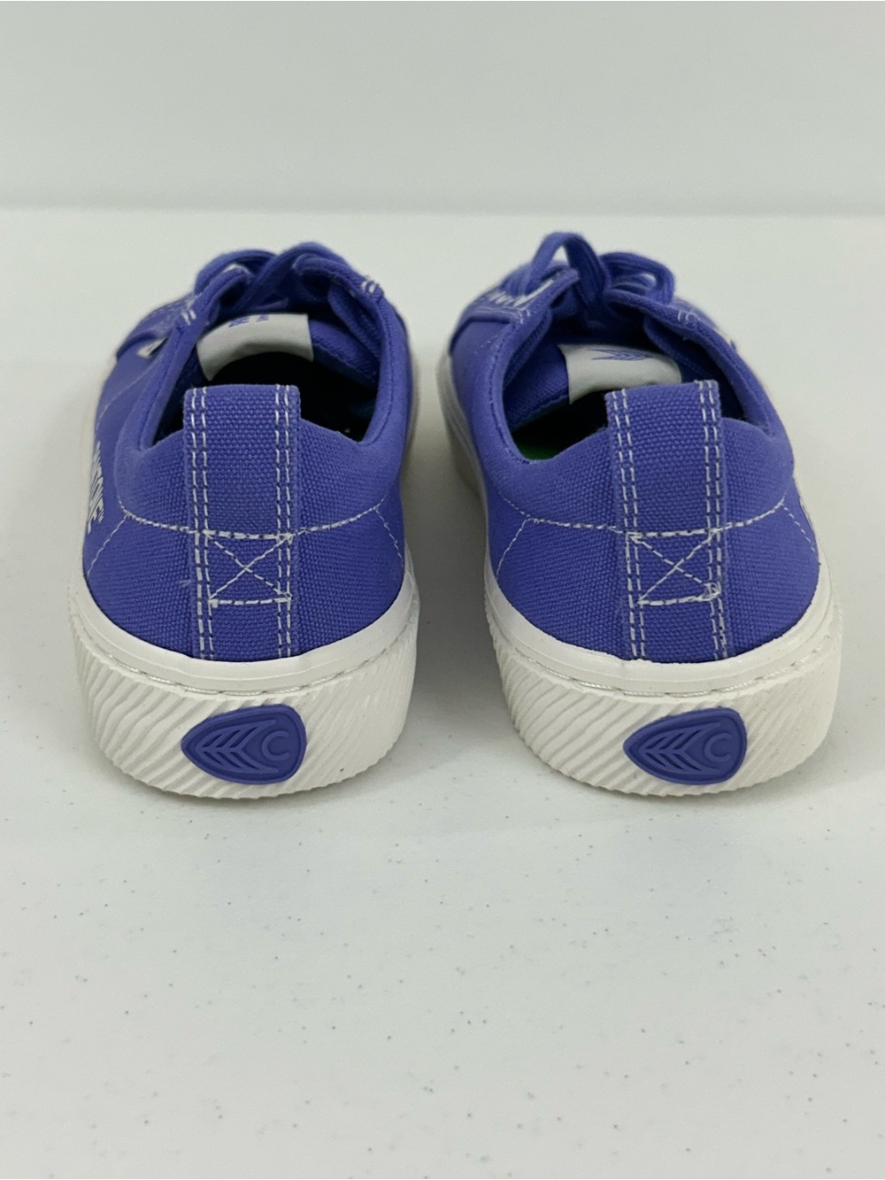 Cariuma Oca Low Pantone Very Peri Low-Top Canvas Sneaker Size 8 NEW - Picture 7 of 10
